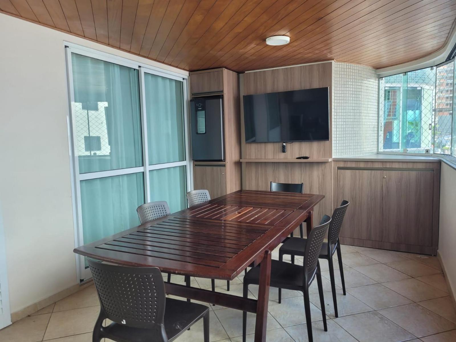 Apartment Diferenciado - 210m Privativos, Terraco - Cervejeira - 3 Quartos - 2 Banheiros *