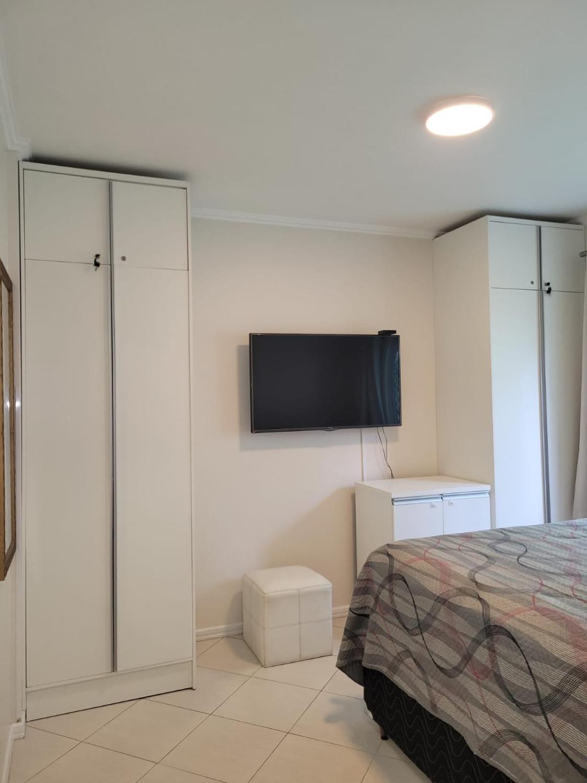 Apartment Diferenciado - 210m Privativos, Terraco - Cervejeira - 3 Quartos - 2 Banheiros